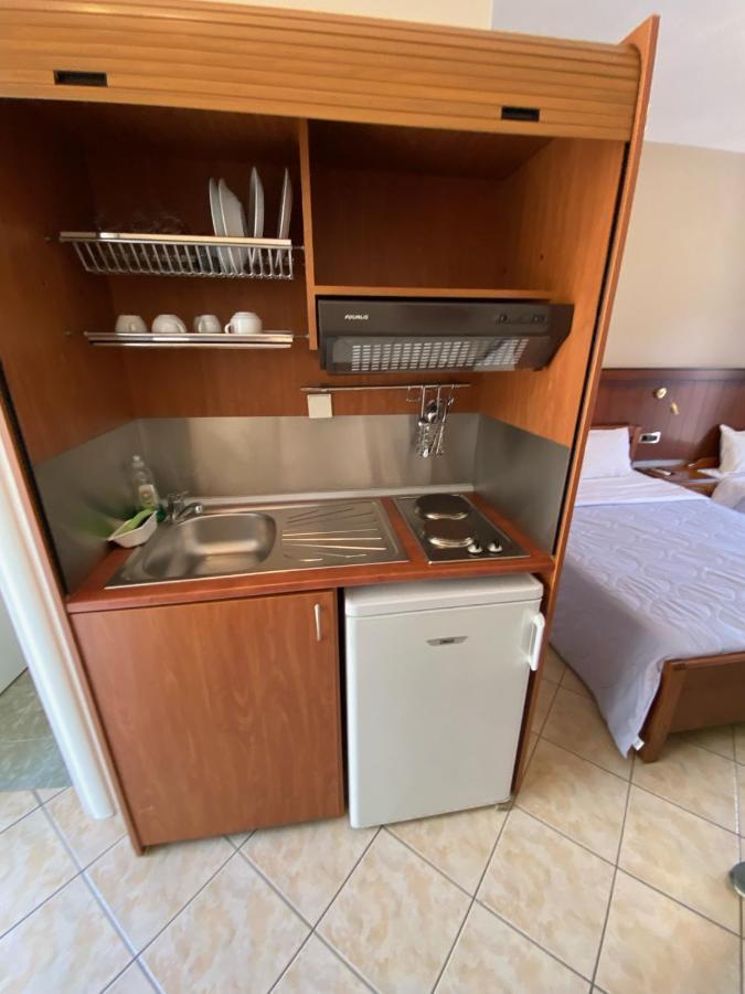 Paradosi Rooms Igoumenitsa Exterior foto
