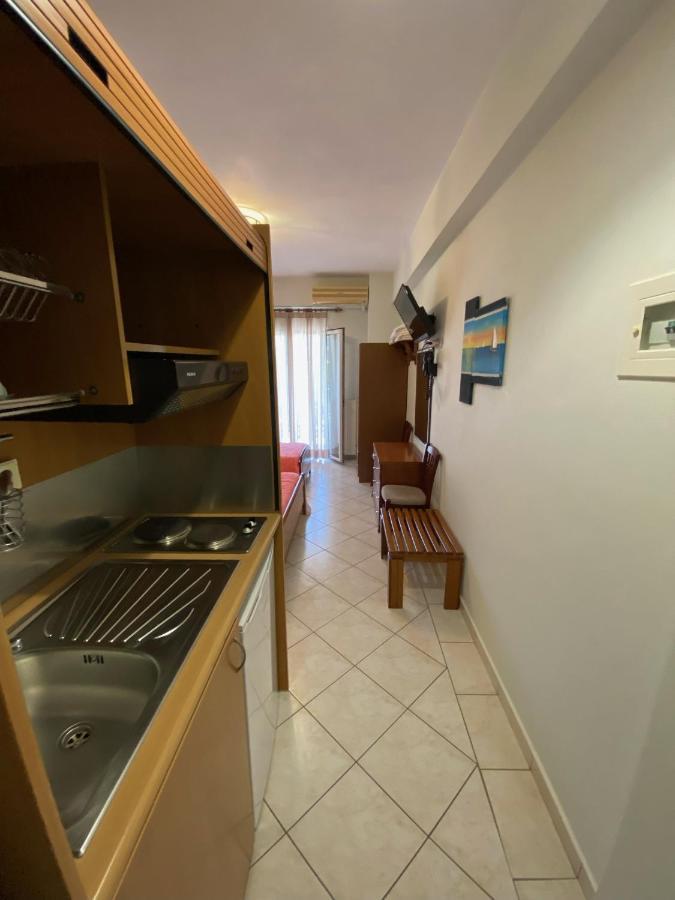 Paradosi Rooms Igoumenitsa Exterior foto
