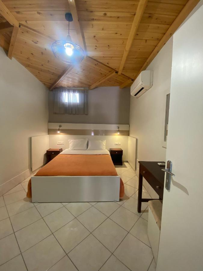 Paradosi Rooms Igoumenitsa Exterior foto