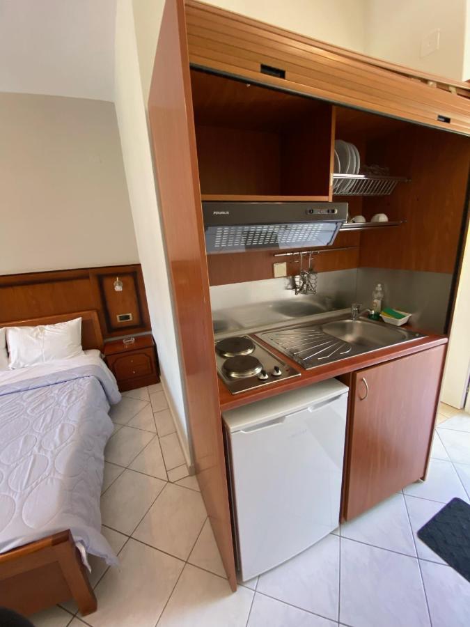 Paradosi Rooms Igoumenitsa Exterior foto