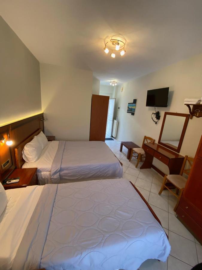 Paradosi Rooms Igoumenitsa Exterior foto