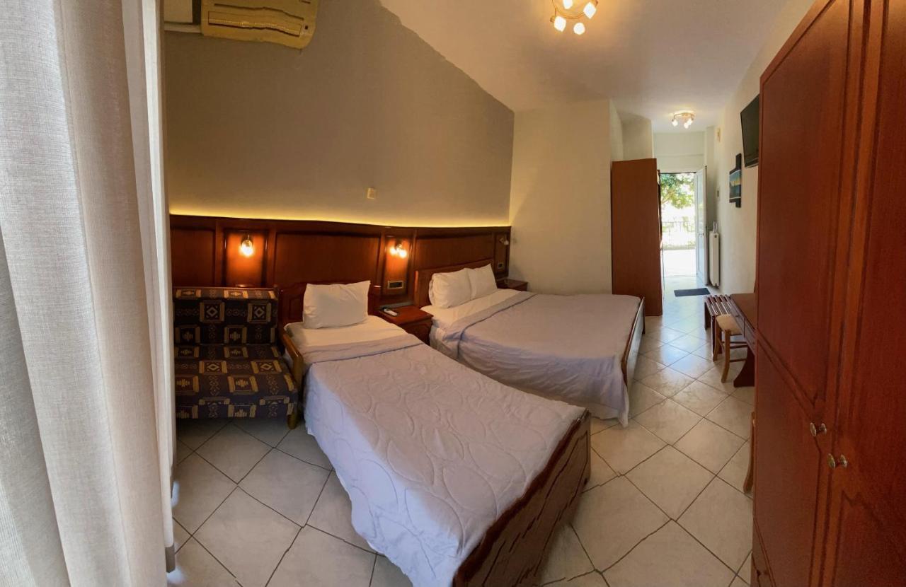 Paradosi Rooms Igoumenitsa Exterior foto