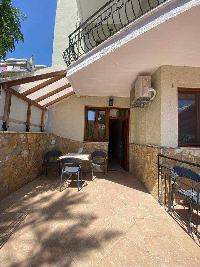 Paradosi Rooms Igoumenitsa Exterior foto