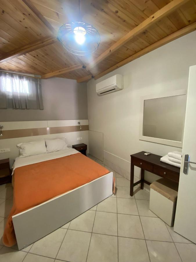 Paradosi Rooms Igoumenitsa Exterior foto