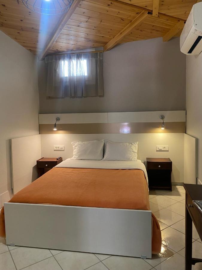Paradosi Rooms Igoumenitsa Exterior foto